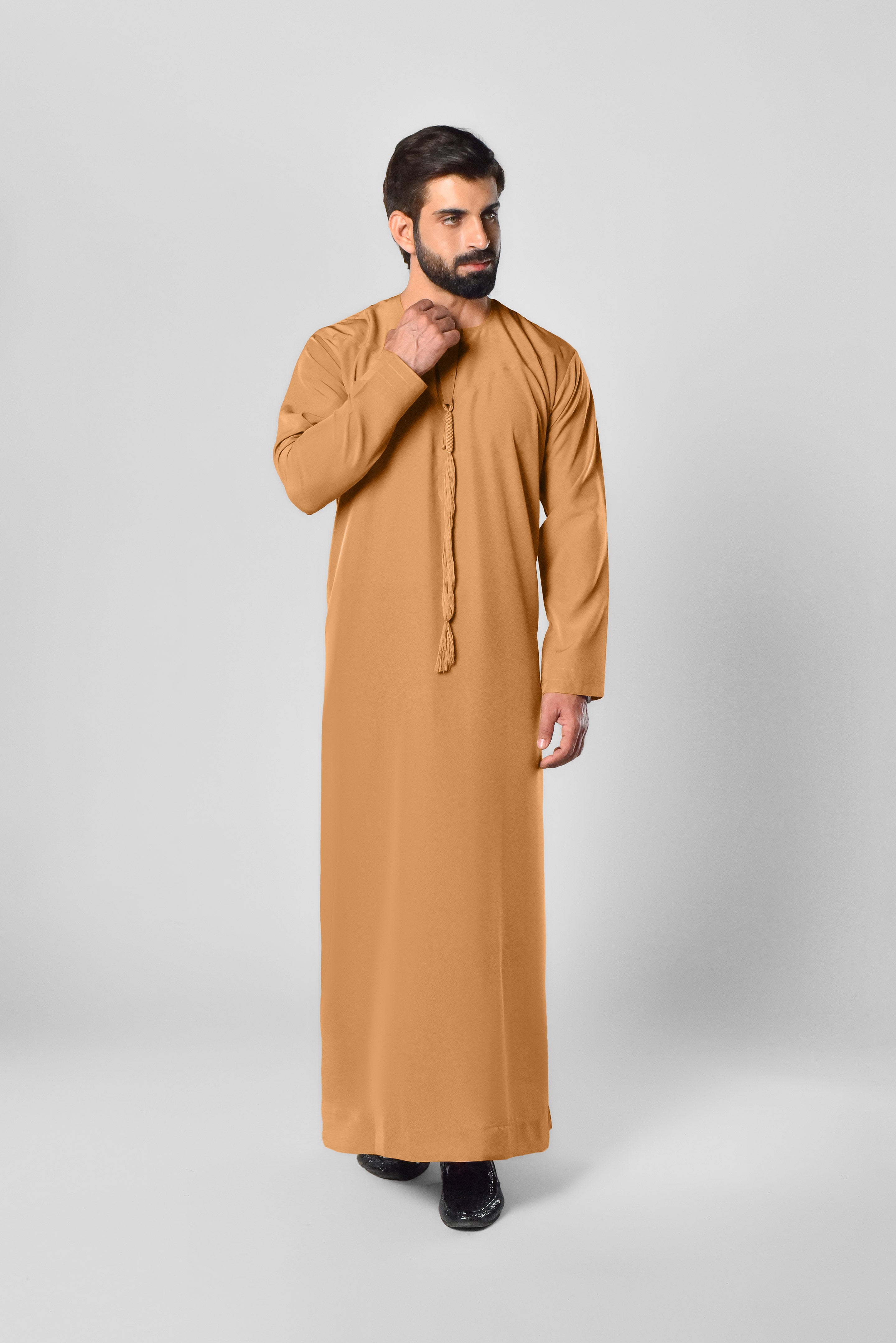 Classic Tan Jubba in UK