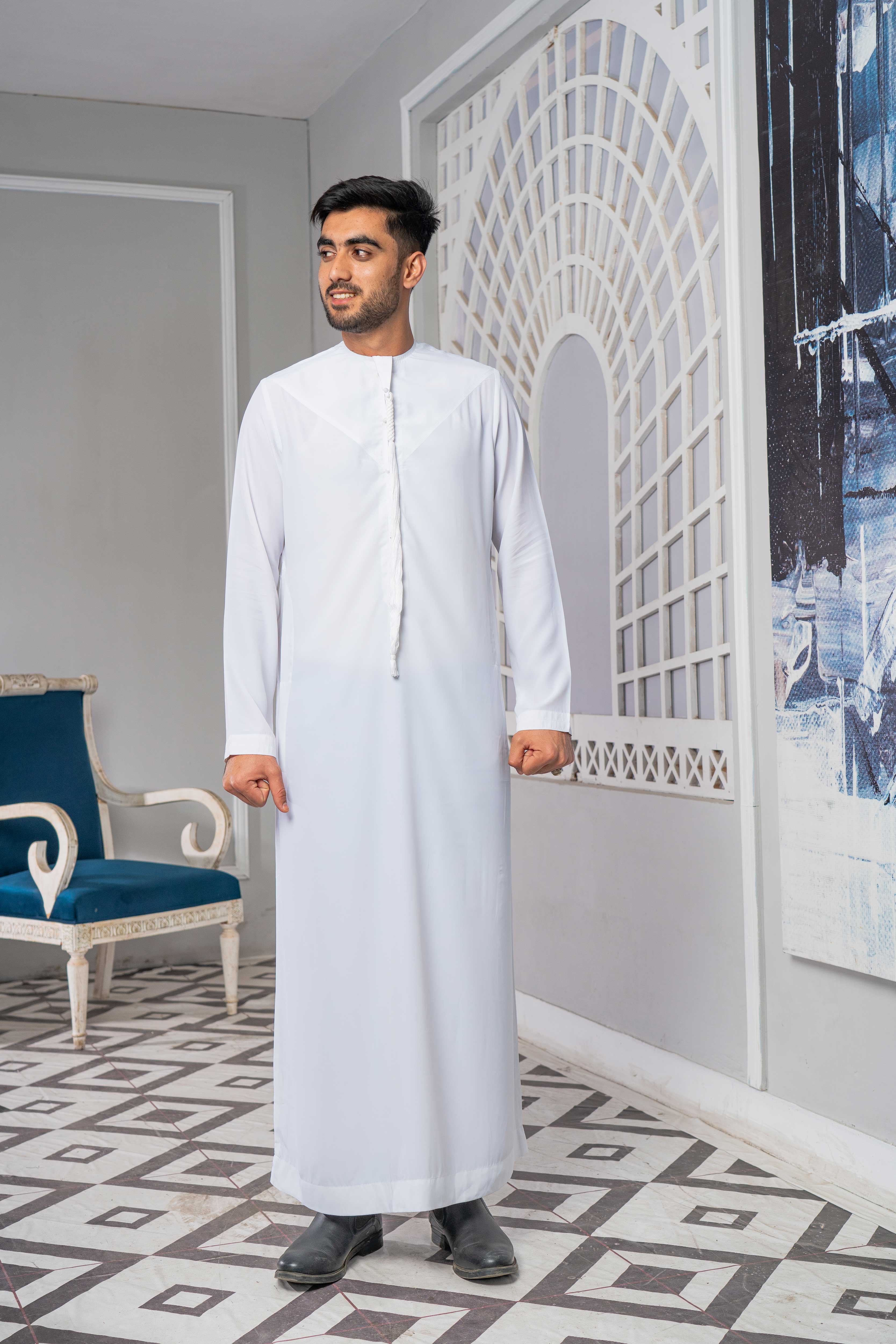 Casual White Emirati Thobe / Jubba 2026