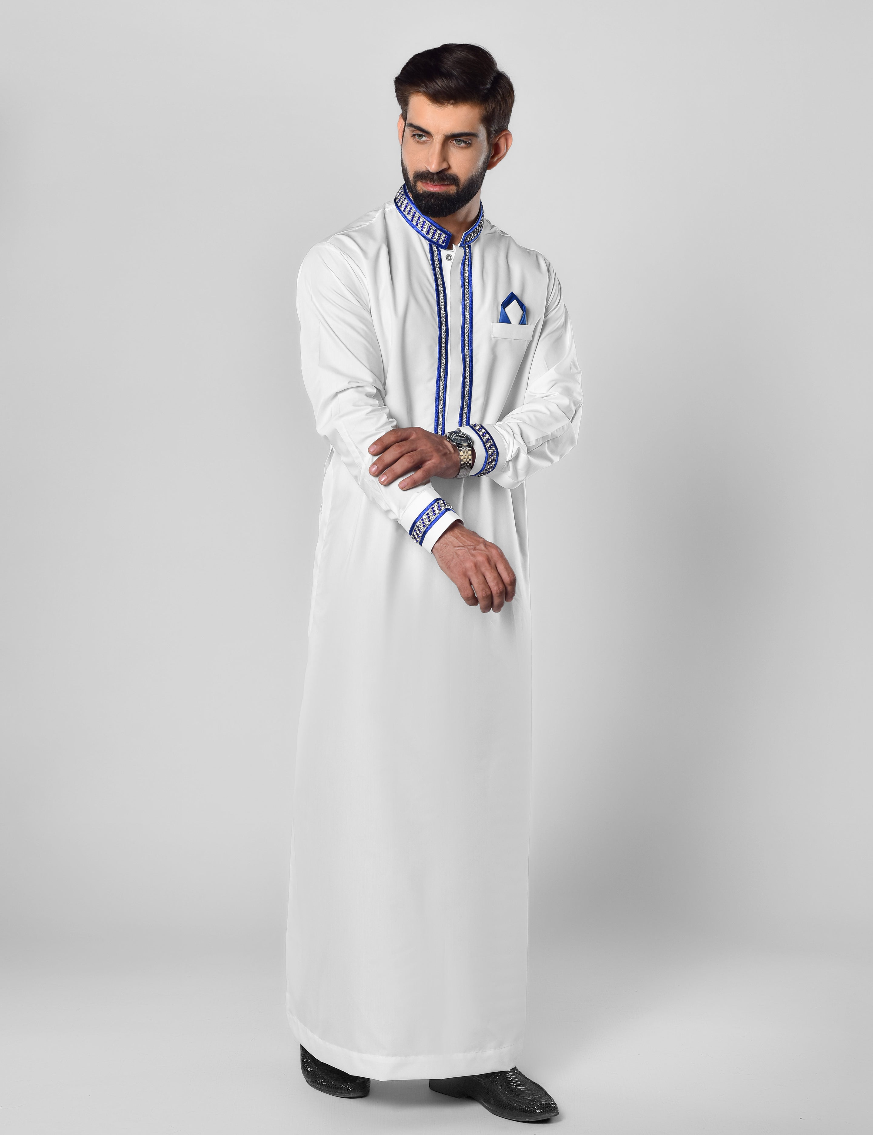 Embroidered White Thobe