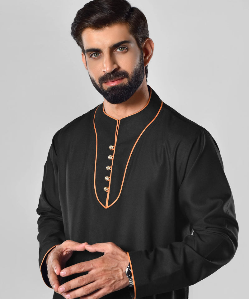 Emirati Thobes