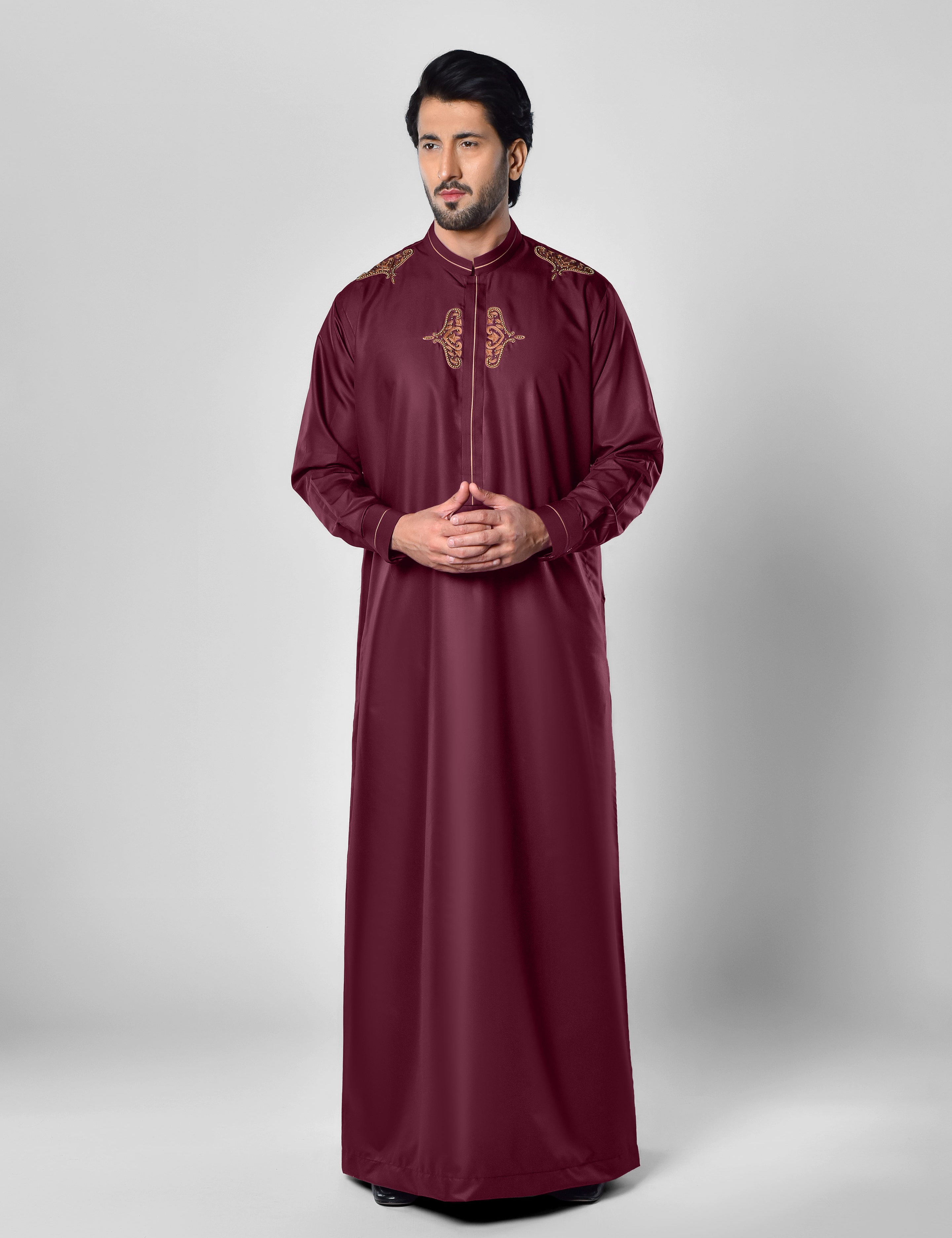 Maroon Thobe