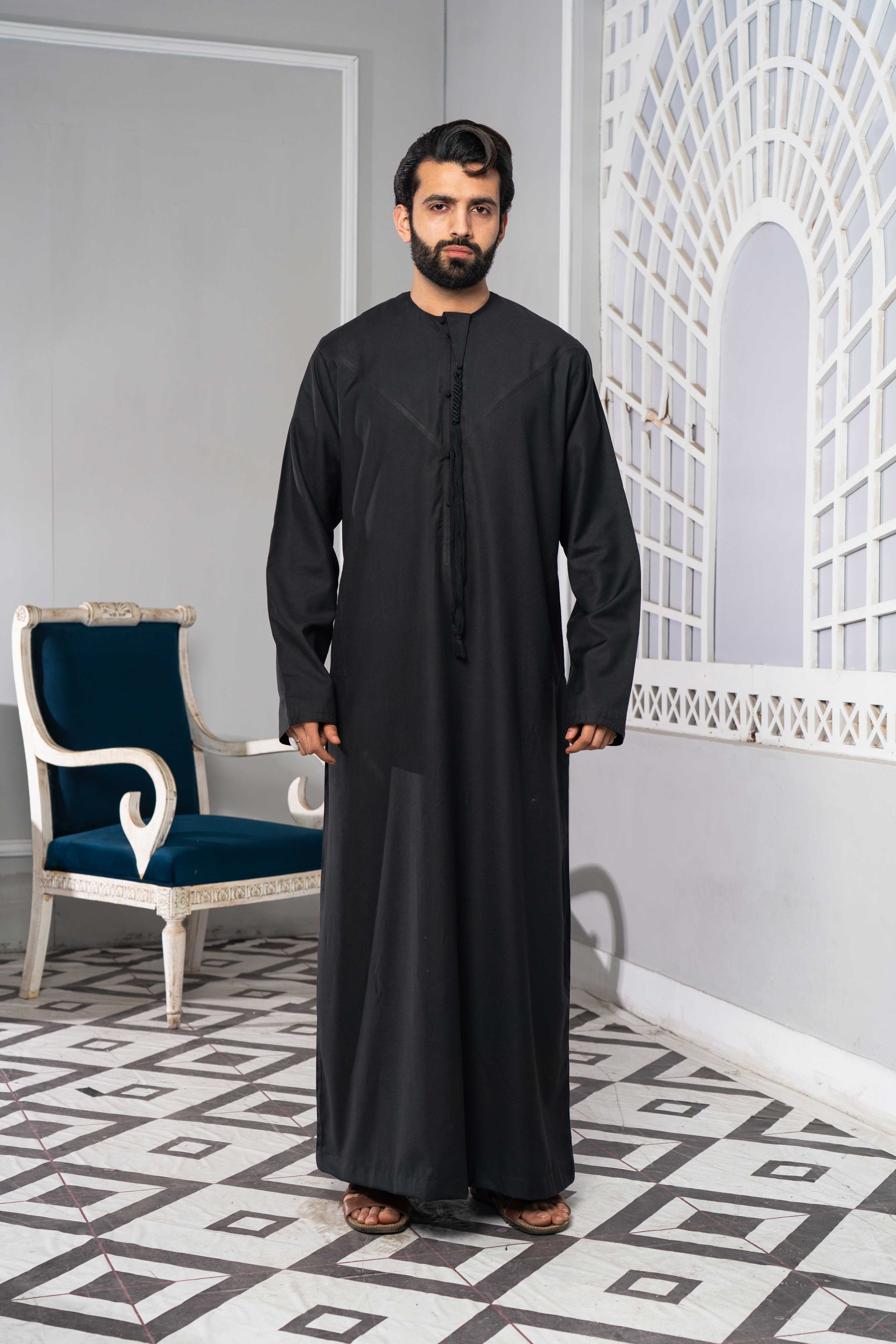 Mens Black Emirati Thobe