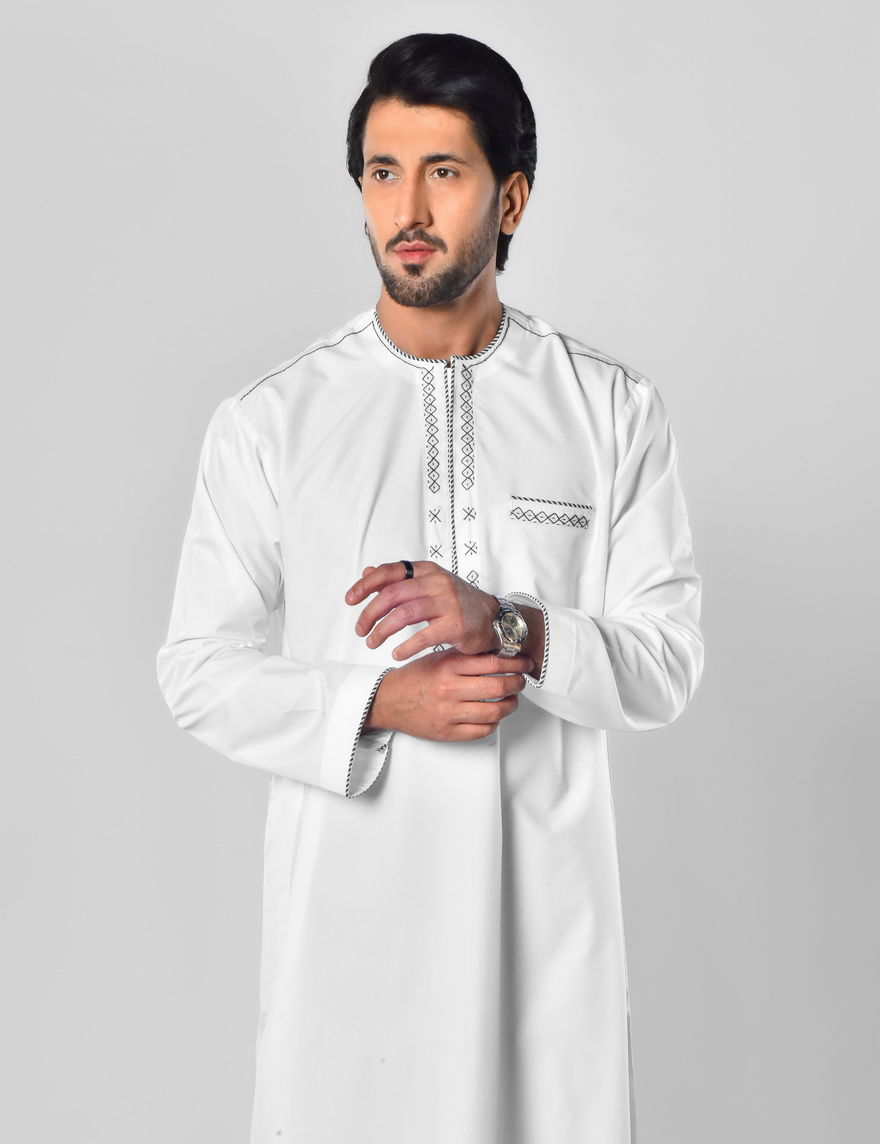 Mens White Thobes with Black Embroidery in UK