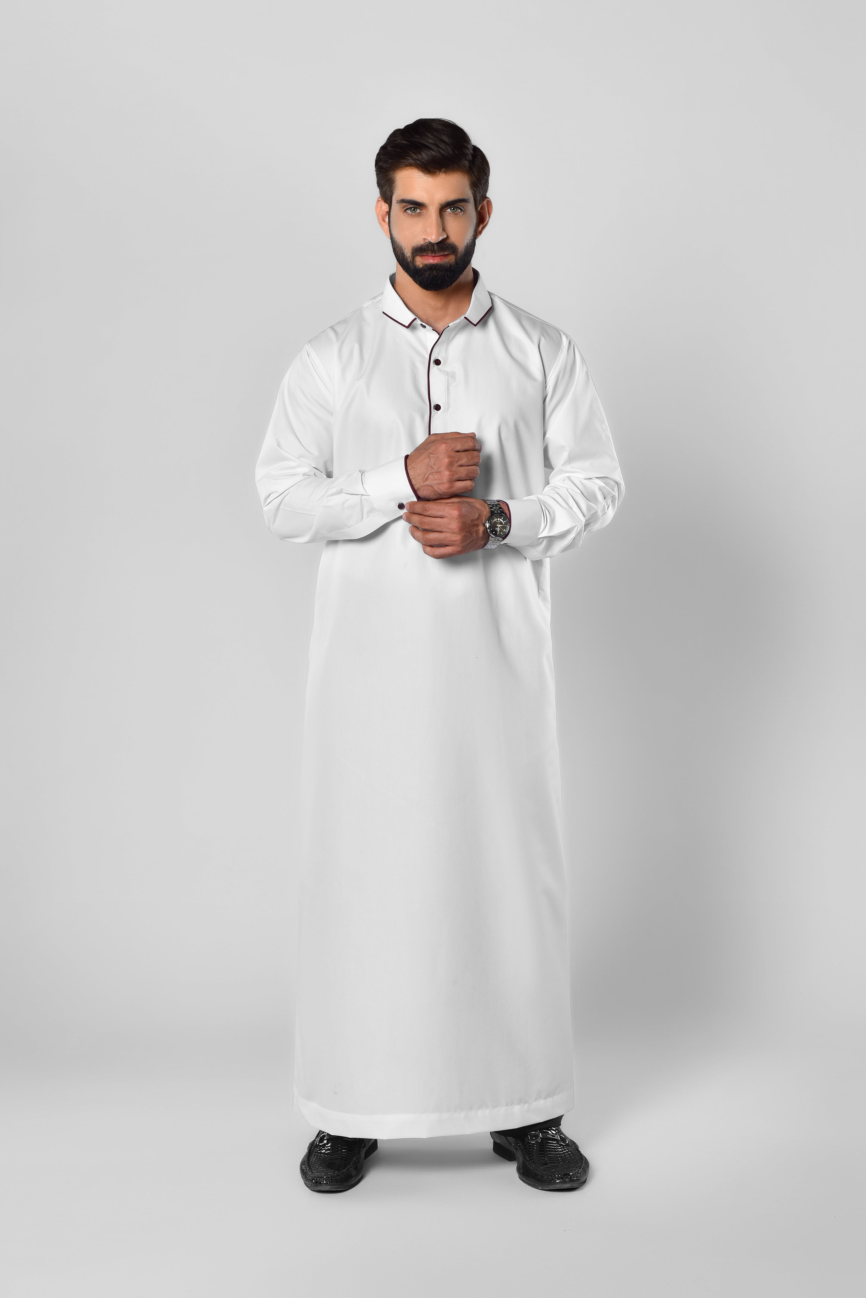 Mens White Thobes with Maroon Edging in UK