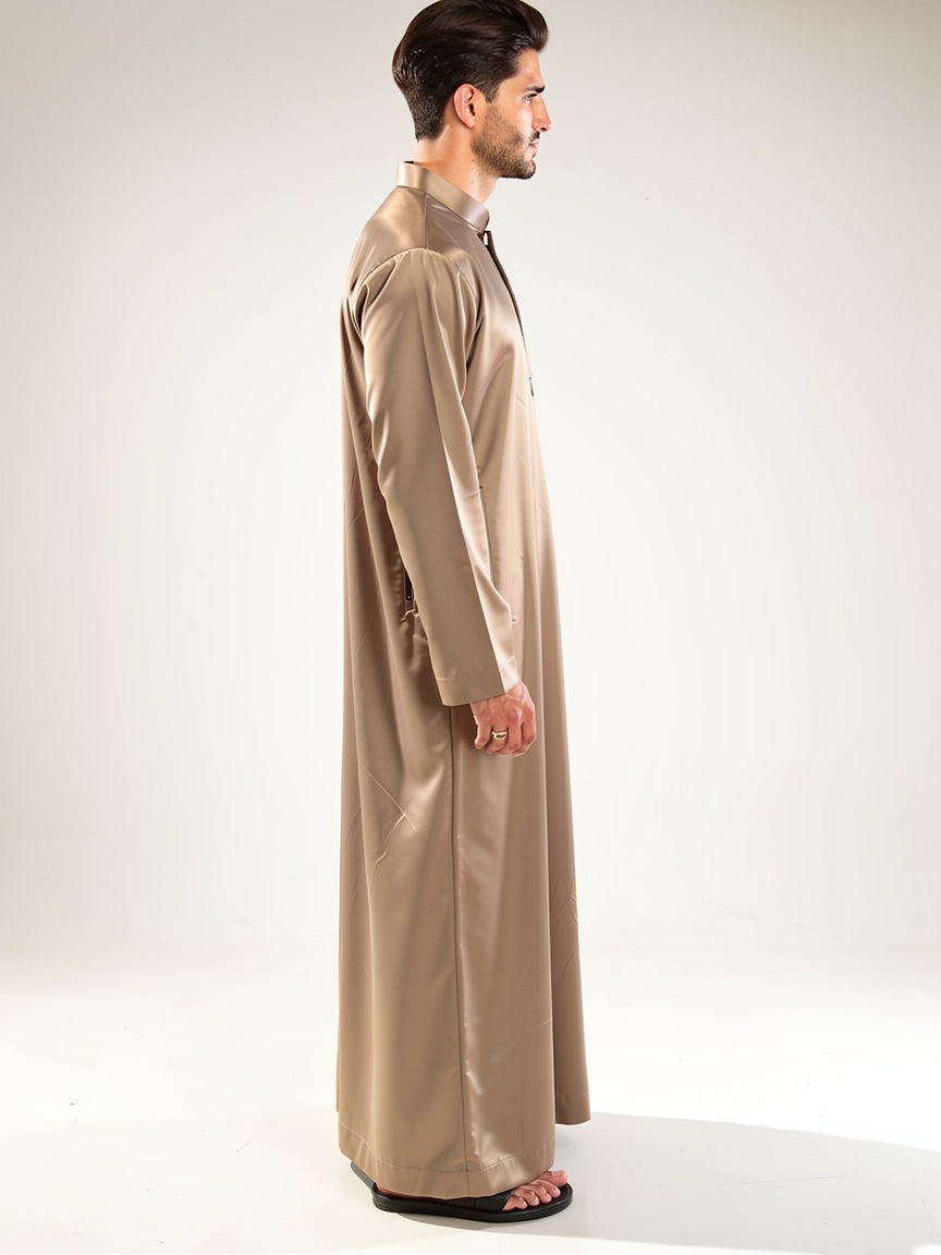 Mens Silver Mink Thobe with Premium Metallic Finish