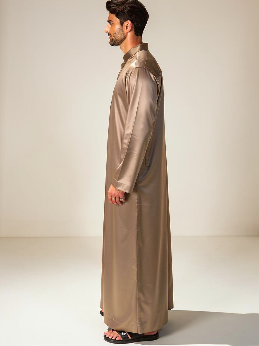 Mens Silver Mink Thobe with Premium Metallic Finish